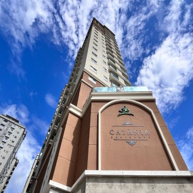 🏡 Apartamento Mobiliado a Apenas 300m do Mar – Lazer Completo! 🌊