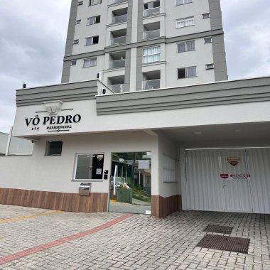 Apartamento pronto para morar, lazer com piscina e vista mar!