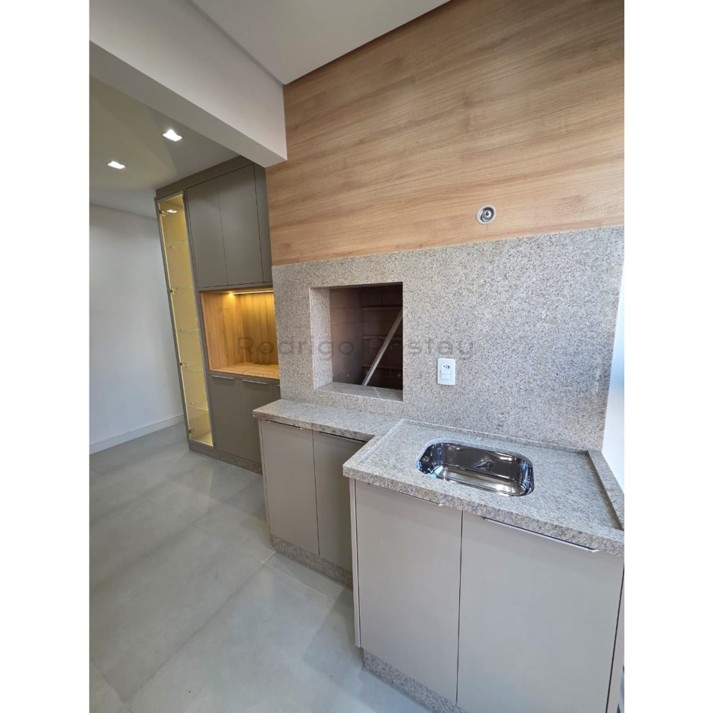 🏡 SEU NOVO LAR ESPERA POR VOCÊ - Apartamento Semi-mobiliado no coração do Morretes🏡