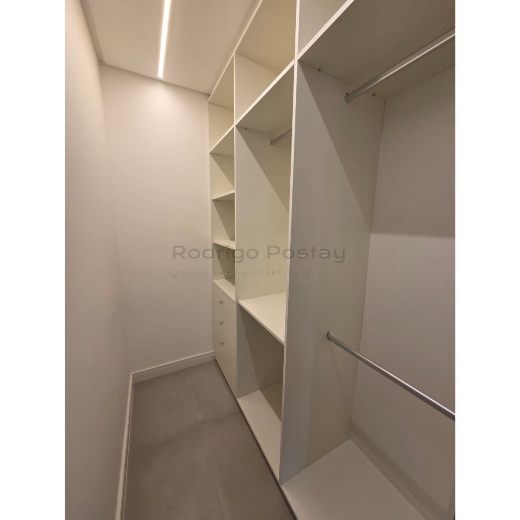 🏡 SEU NOVO LAR ESPERA POR VOCÊ - Apartamento Semi-mobiliado no coração do Morretes🏡