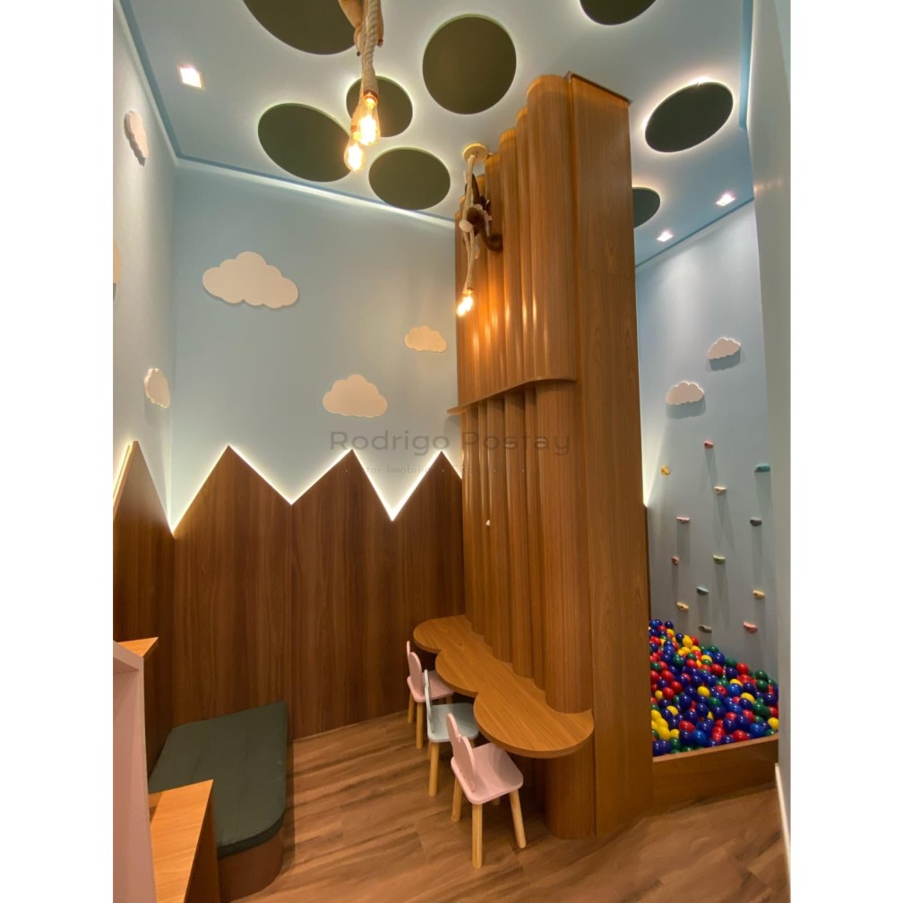 🏡 SEU NOVO LAR ESPERA POR VOCÊ - Apartamento Semi-mobiliado no coração do Morretes🏡