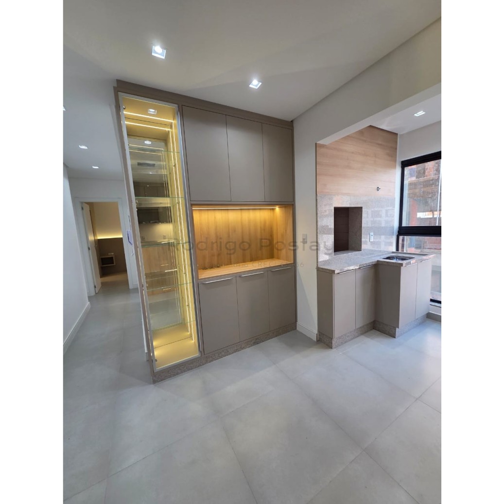 🏡 SEU NOVO LAR ESPERA POR VOCÊ - Apartamento Semi-mobiliado no coração do Morretes🏡