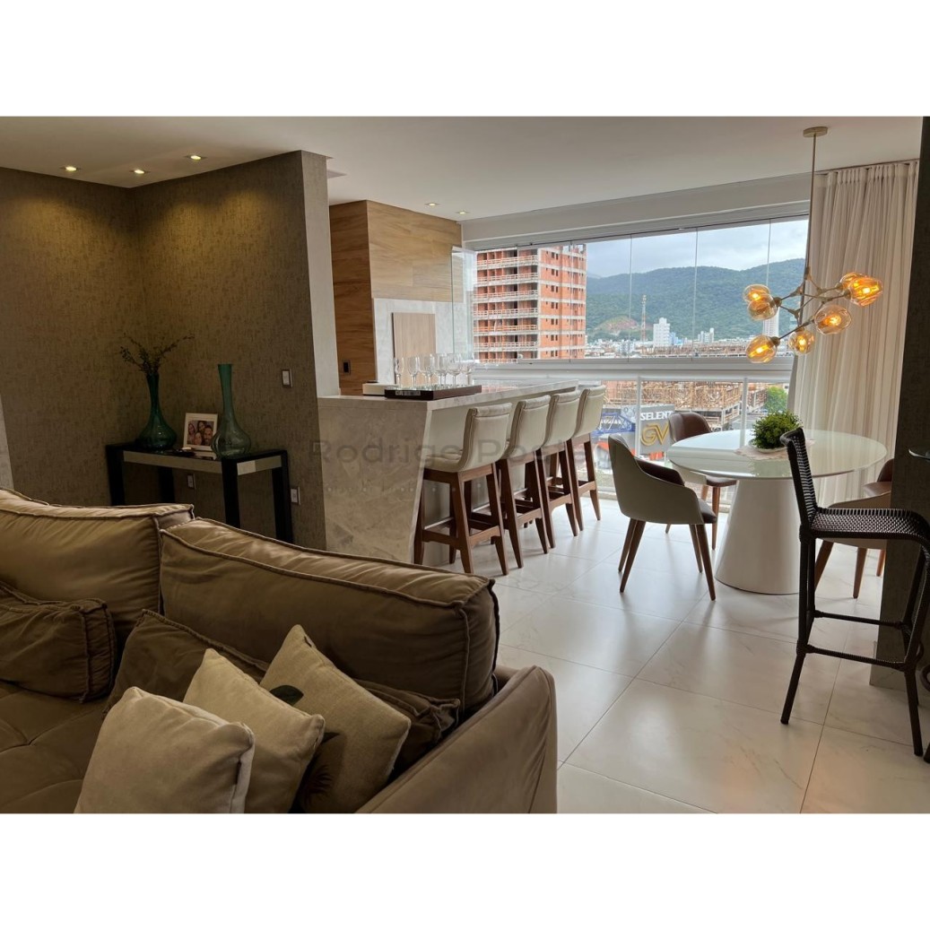 🌊 APARTAMENTO DECORADO MEIA PRAIA🌊