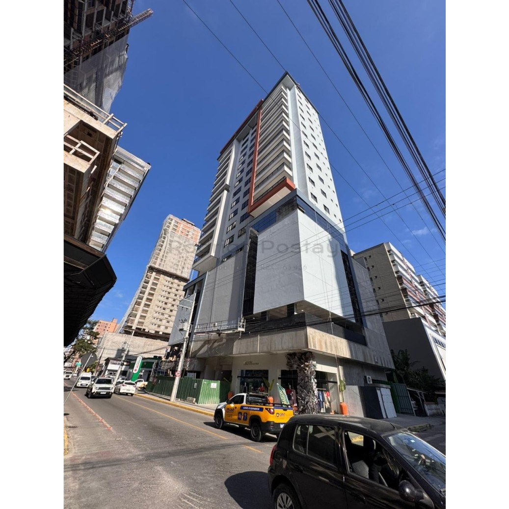 OPORTUNIDADE NA MEIA PRAIA💎Apartamento 3 suítes e lazer completo com preço de ocasião!