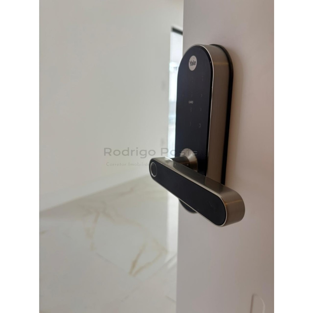 OPORTUNIDADE NA MEIA PRAIA💎Apartamento 3 suítes e lazer completo com preço de ocasião!