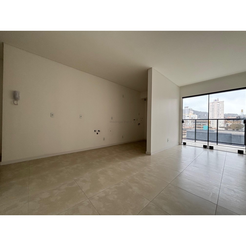 Apartamento com Suíte + Home Office em Itapema – Lazer Completo! 🏖️