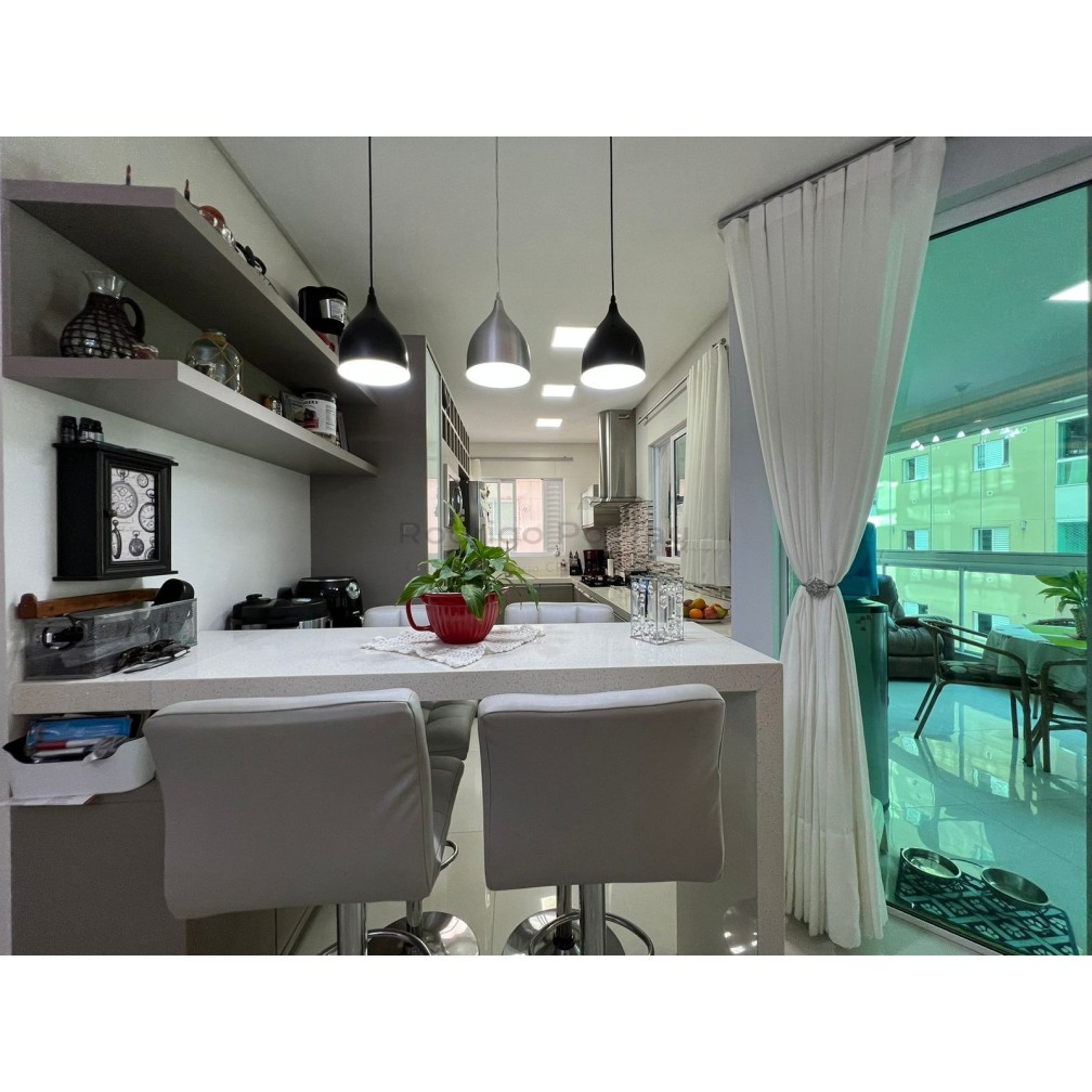 Apartamento Novo, Mobiliado e com Lazer Completo – 03 Suítes de Alto Padrão!