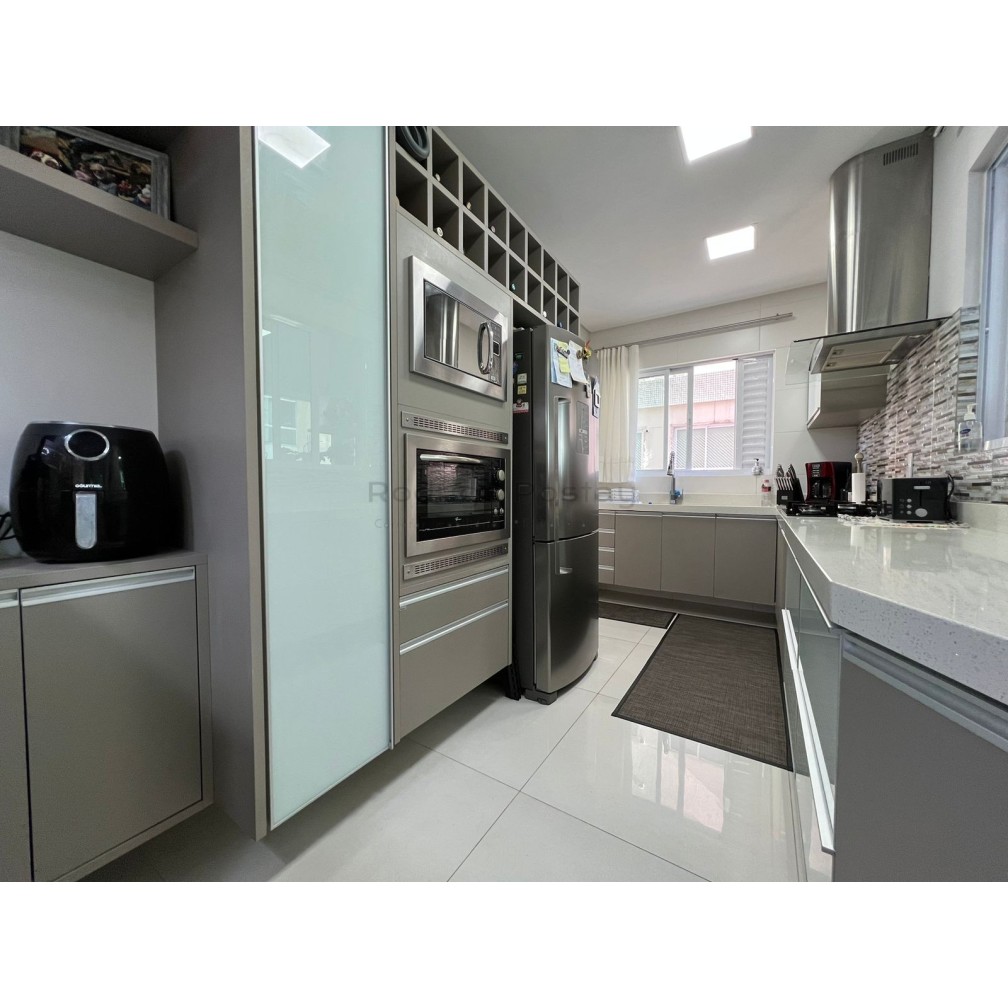 Apartamento Novo, Mobiliado e com Lazer Completo – 03 Suítes de Alto Padrão!