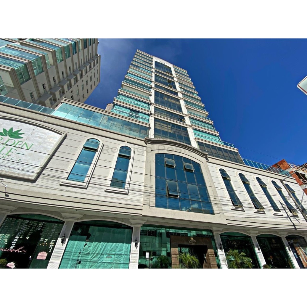 🎯 OPORTUNIDADE IMPERDÍVEL!  Apartamento com 03 Suítes + Lazer Completo na Meia Praia🏡