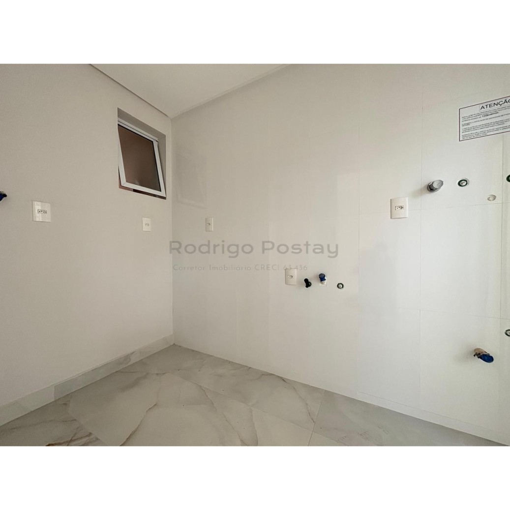 🎯 OPORTUNIDADE IMPERDÍVEL!  Apartamento com 03 Suítes + Lazer Completo na Meia Praia🏡