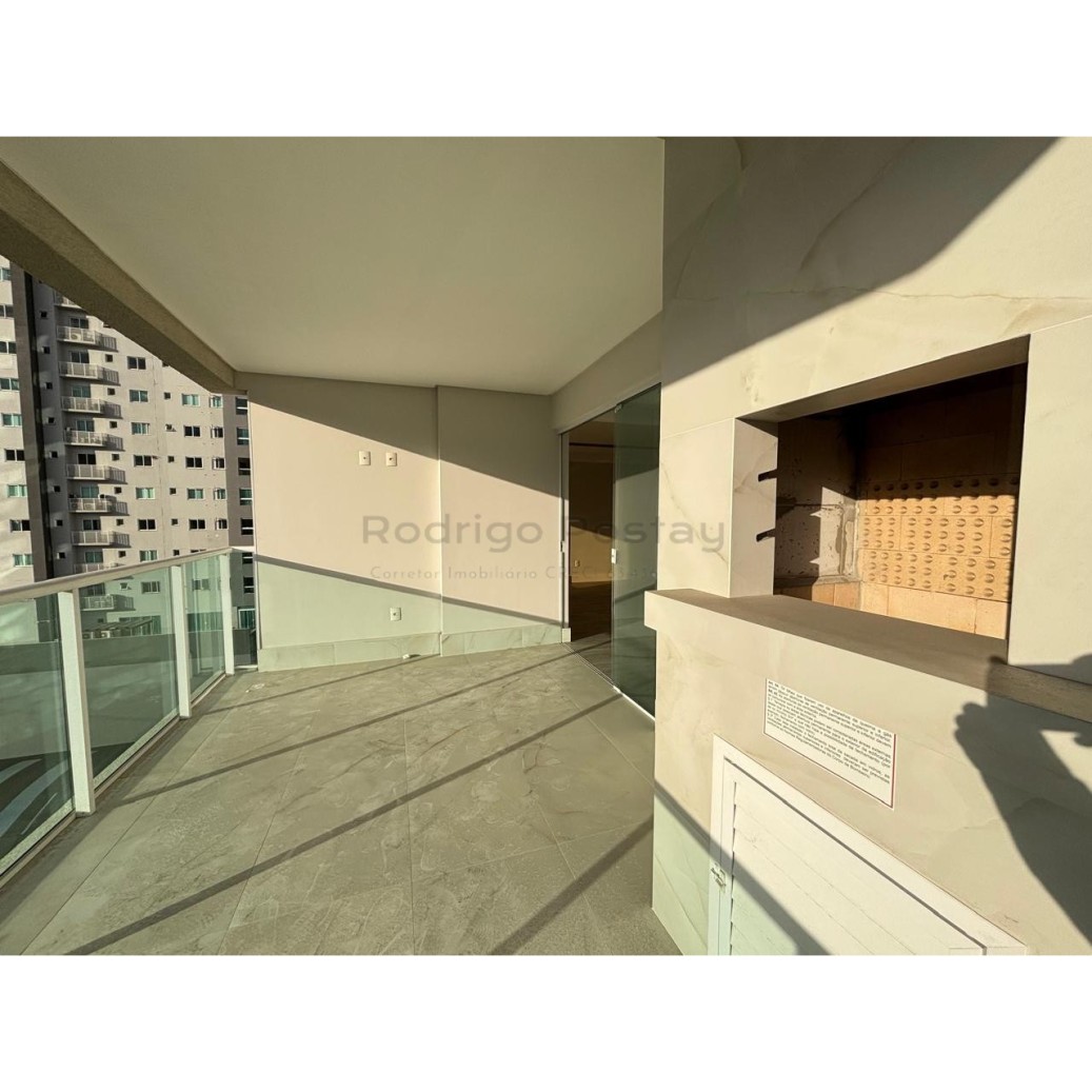 🎯 OPORTUNIDADE IMPERDÍVEL!  Apartamento com 03 Suítes + Lazer Completo na Meia Praia🏡