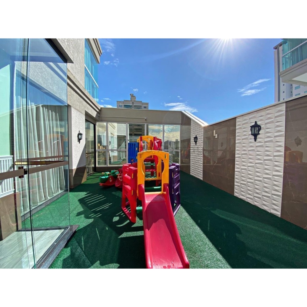 🎯 OPORTUNIDADE IMPERDÍVEL!  Apartamento com 03 Suítes + Lazer Completo na Meia Praia🏡