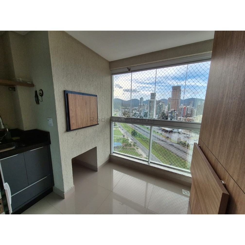 📍 70m² de puro conforto, com uma VISTA MARAVILHOSA do mar!