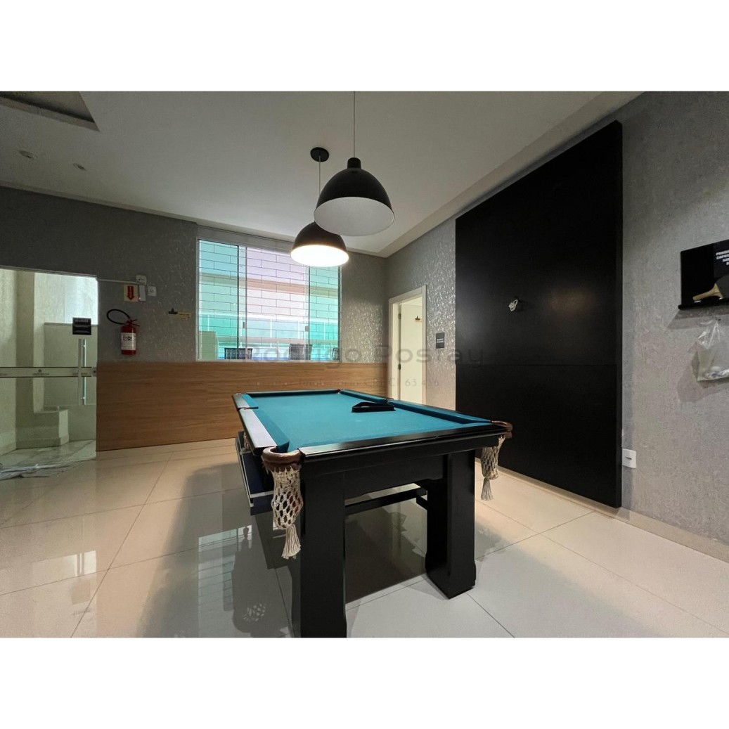 Apartamento 3 suítes e 2 vagas já mobiliado na Meia Praia