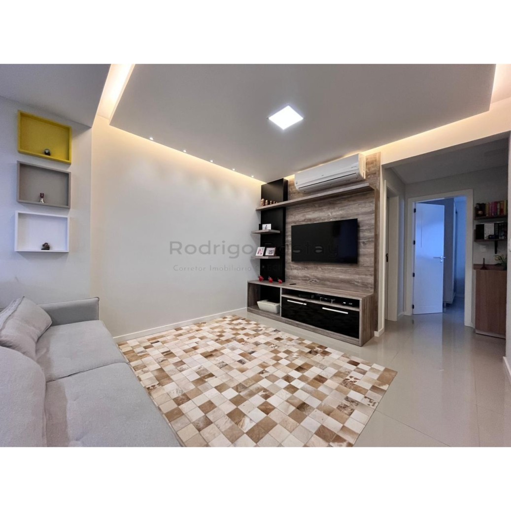 Apartamento 3 quartos e mobiliado na Meia Praia