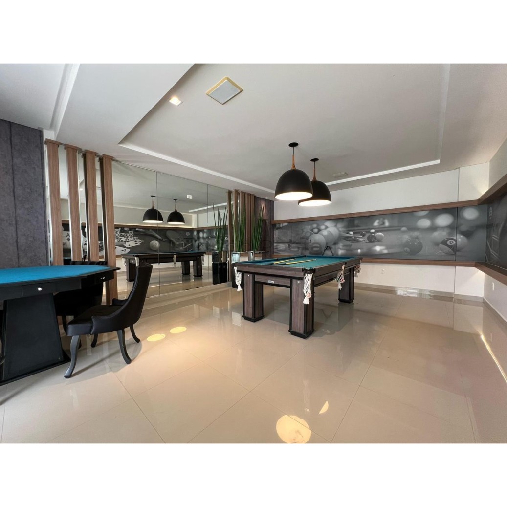 Apartamento 3 quartos e mobiliado na Meia Praia