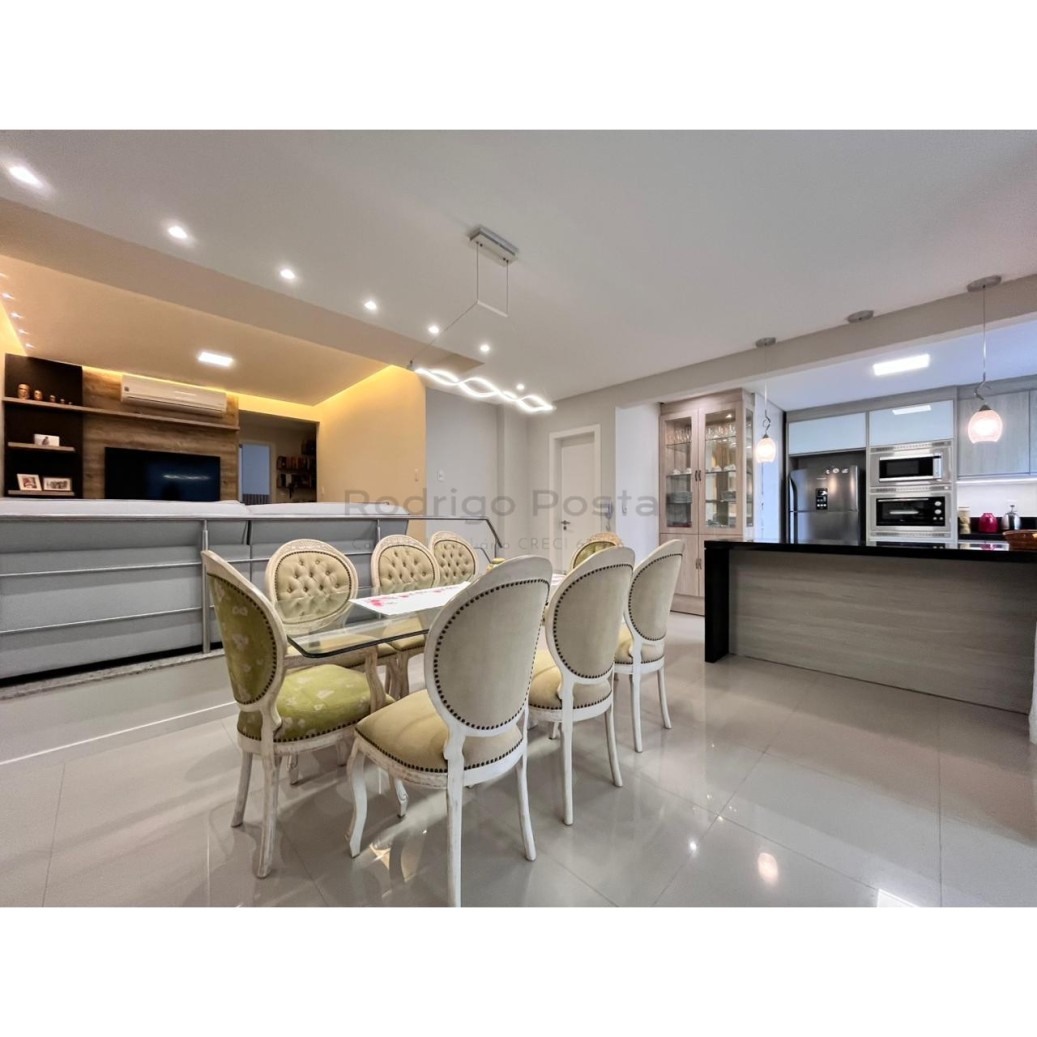 Apartamento 3 quartos e mobiliado na Meia Praia