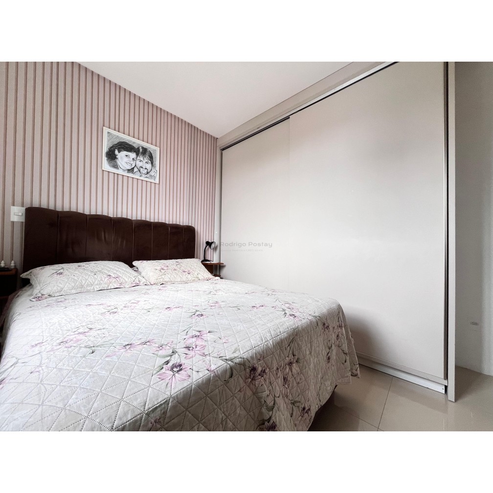 OPORTUNIDADE - Apartamento mobiliado em Porto Belo