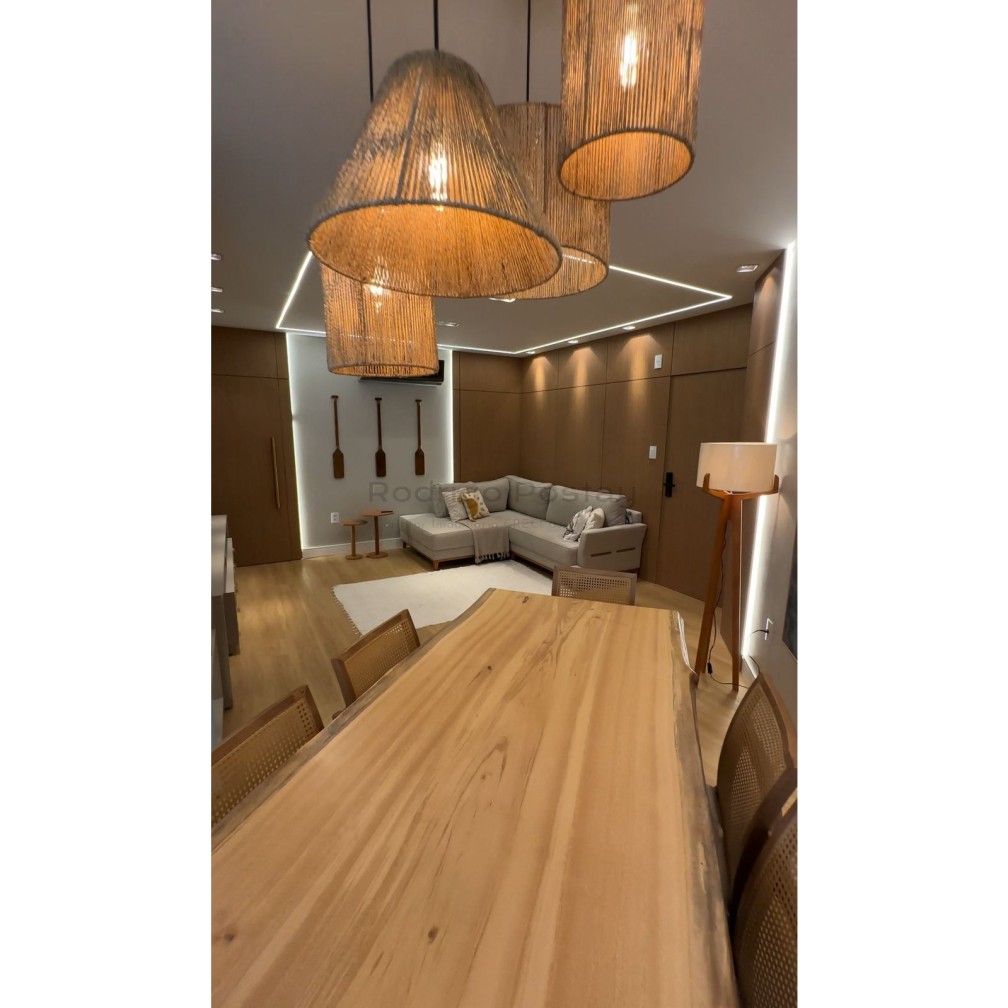 🏖️ Apartamento Finamente Mobiliado – 4 Quartos a Apenas 300m do Mar! 🌊