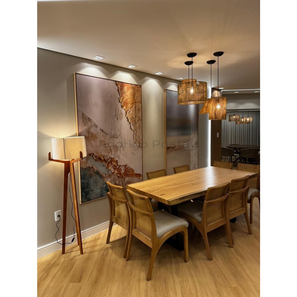 🏖️ Apartamento Finamente Mobiliado – 4 Quartos a Apenas 300m do Mar! 🌊