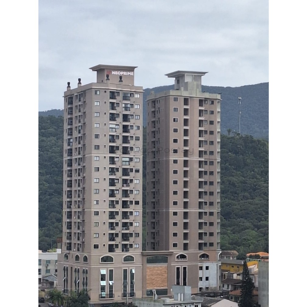🏖️ Cobertura com Vista para o Mar e Lazer de Clube no Tabuleiro – Itapema/SC! 🌅