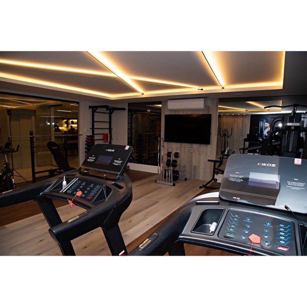 🏖️ Cobertura com Vista para o Mar e Lazer de Clube no Tabuleiro – Itapema/SC! 🌅