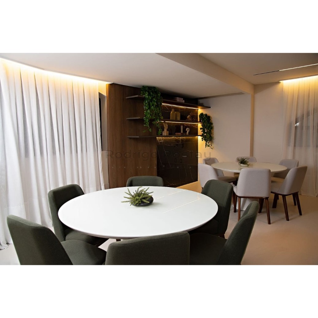 🏖️ Cobertura com Vista para o Mar e Lazer de Clube no Tabuleiro – Itapema/SC! 🌅