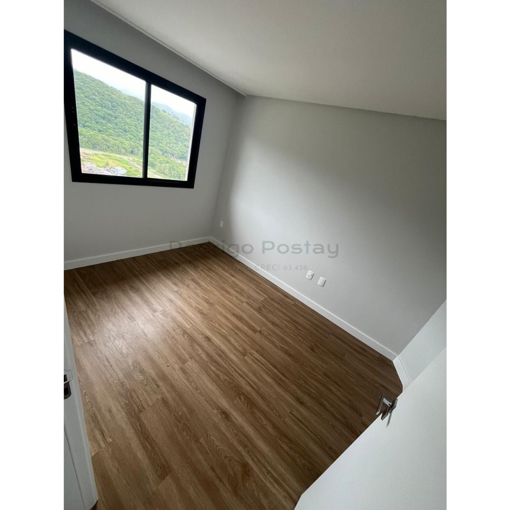 🏖️ Cobertura com Vista para o Mar e Lazer de Clube no Tabuleiro – Itapema/SC! 🌅