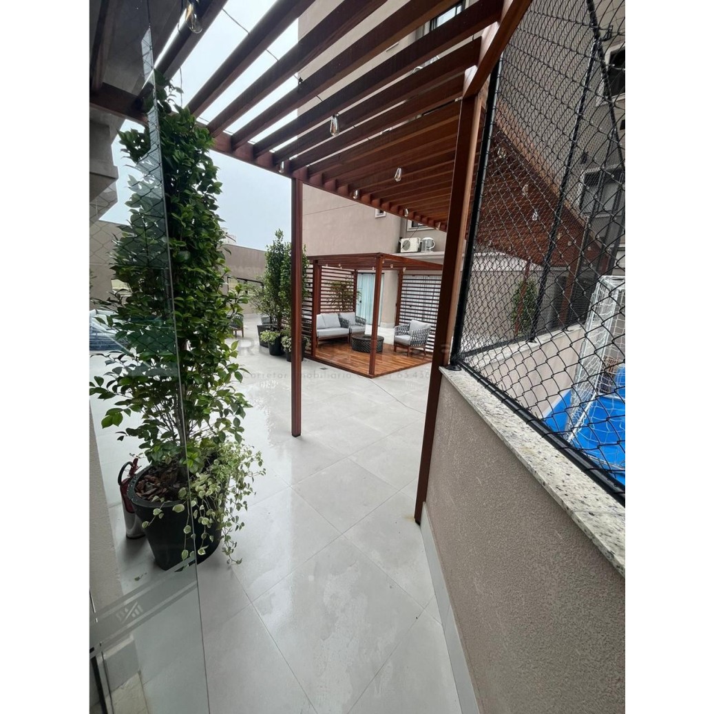 🏖️ Cobertura com Vista para o Mar e Lazer de Clube no Tabuleiro – Itapema/SC! 🌅