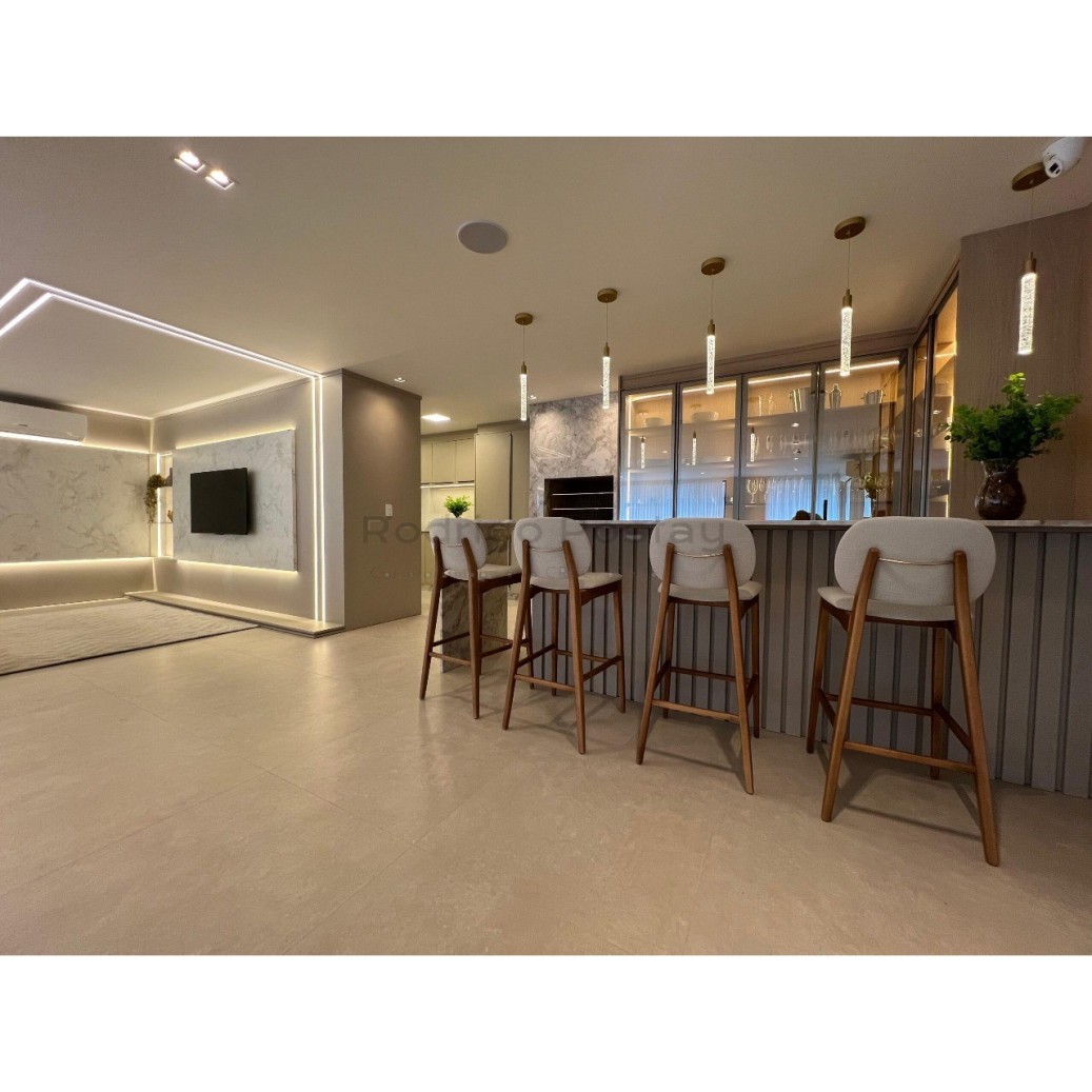 Apartamento excelente localização atrás da Havan