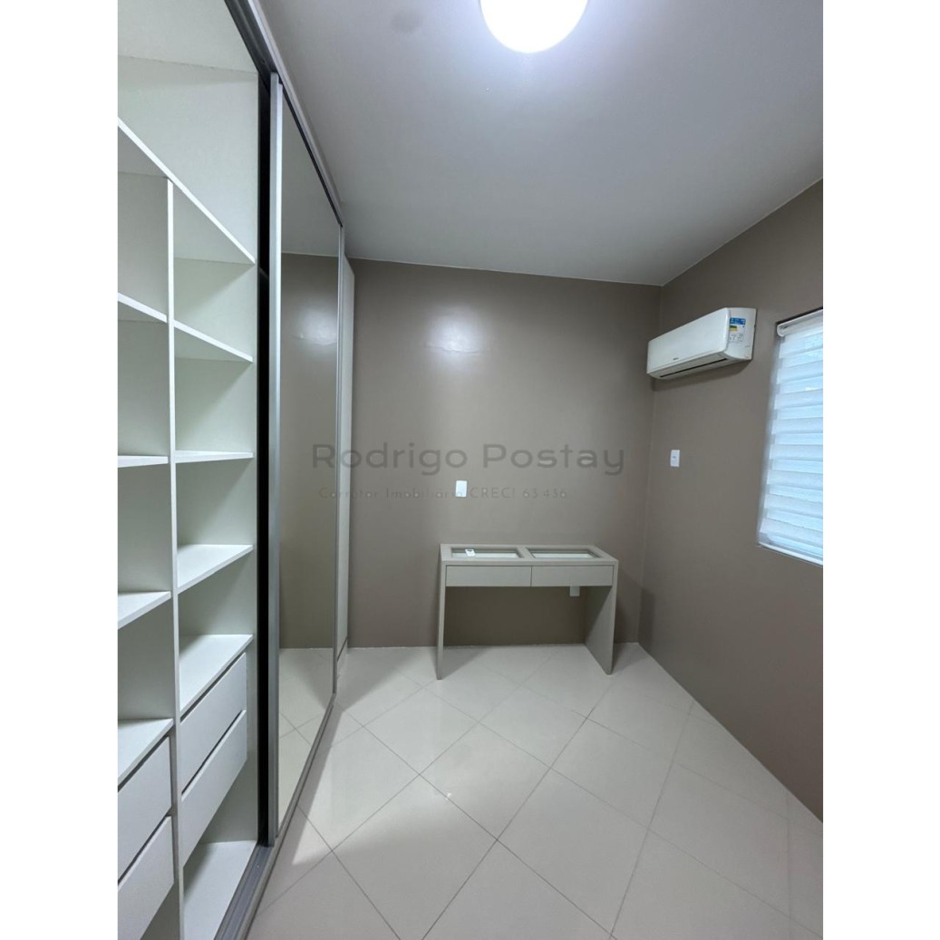 🏡 Apartamento à Venda em Meia Praia – Itapema/SC