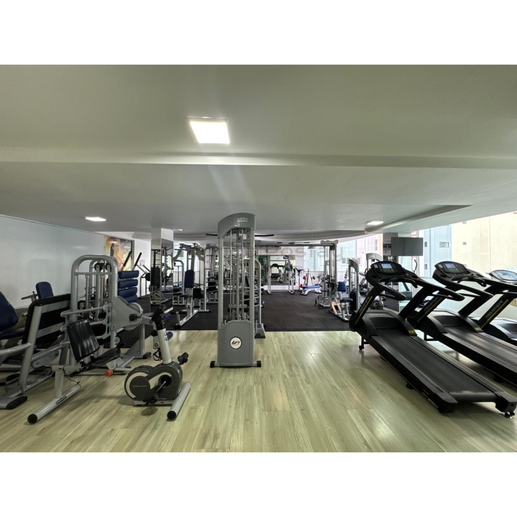 🏡 Apartamento à Venda em Meia Praia – Itapema/SC