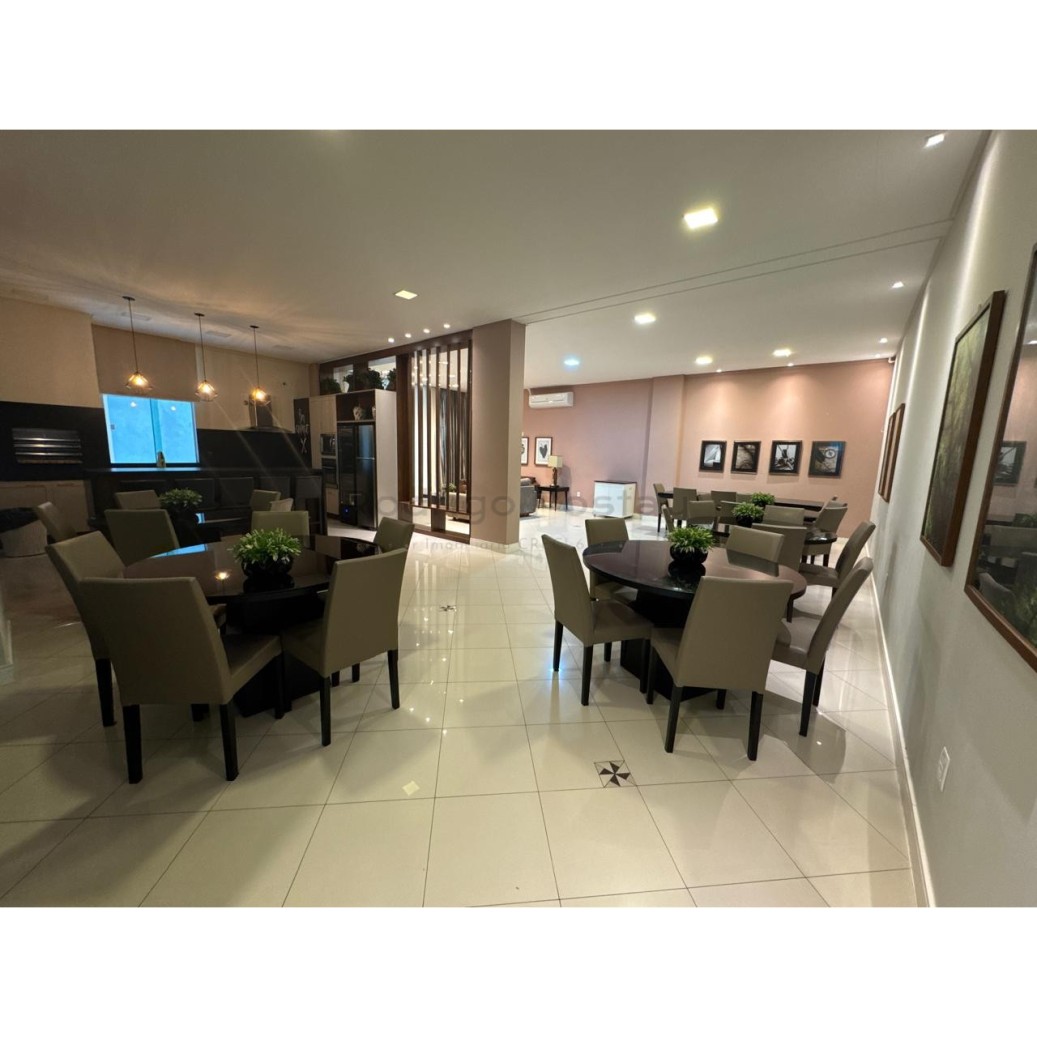 🏡 Apartamento à Venda em Meia Praia – Itapema/SC