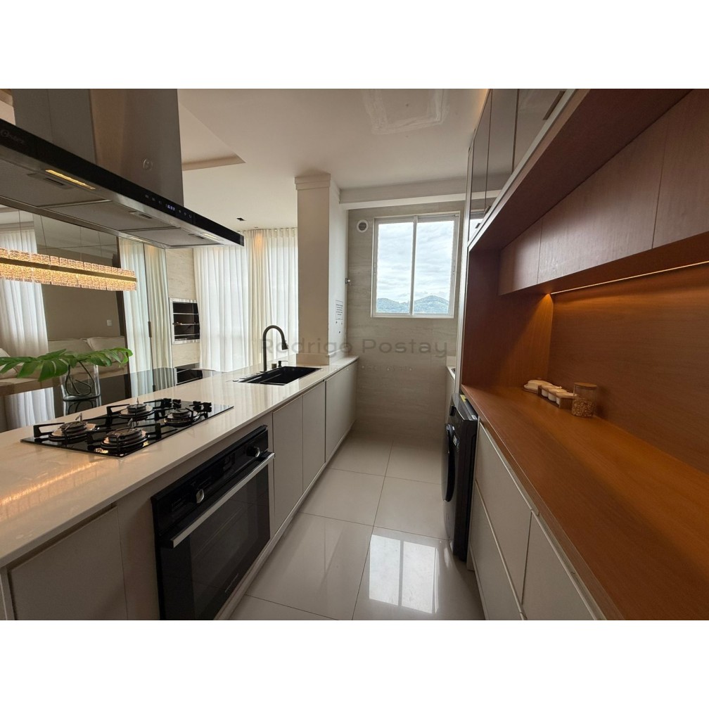 Apto finamente mobiliado  com Vista Mar 🌊 