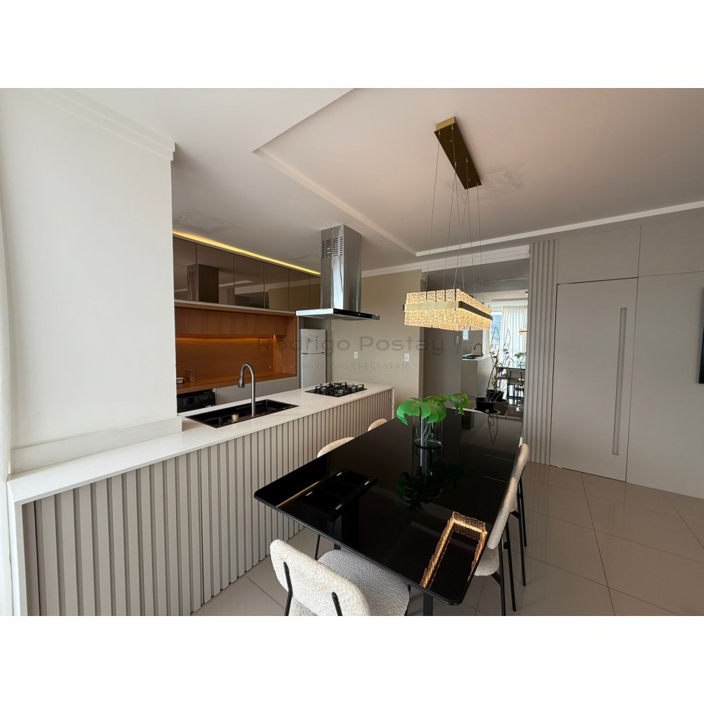 Apto finamente mobiliado  com Vista Mar 🌊 