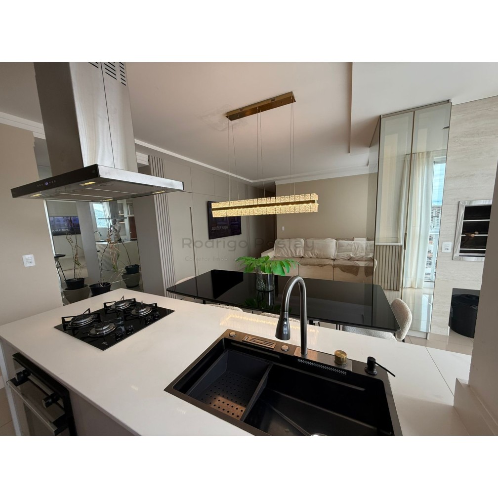 Apto finamente mobiliado  com Vista Mar 🌊 