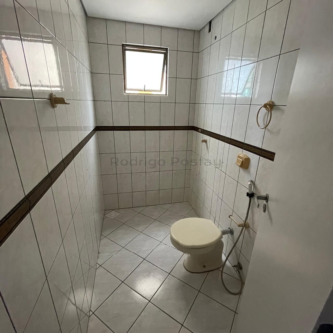 🏖️ Apartamento na Meia Praia — Apenas 250m do Mar! 🏖️