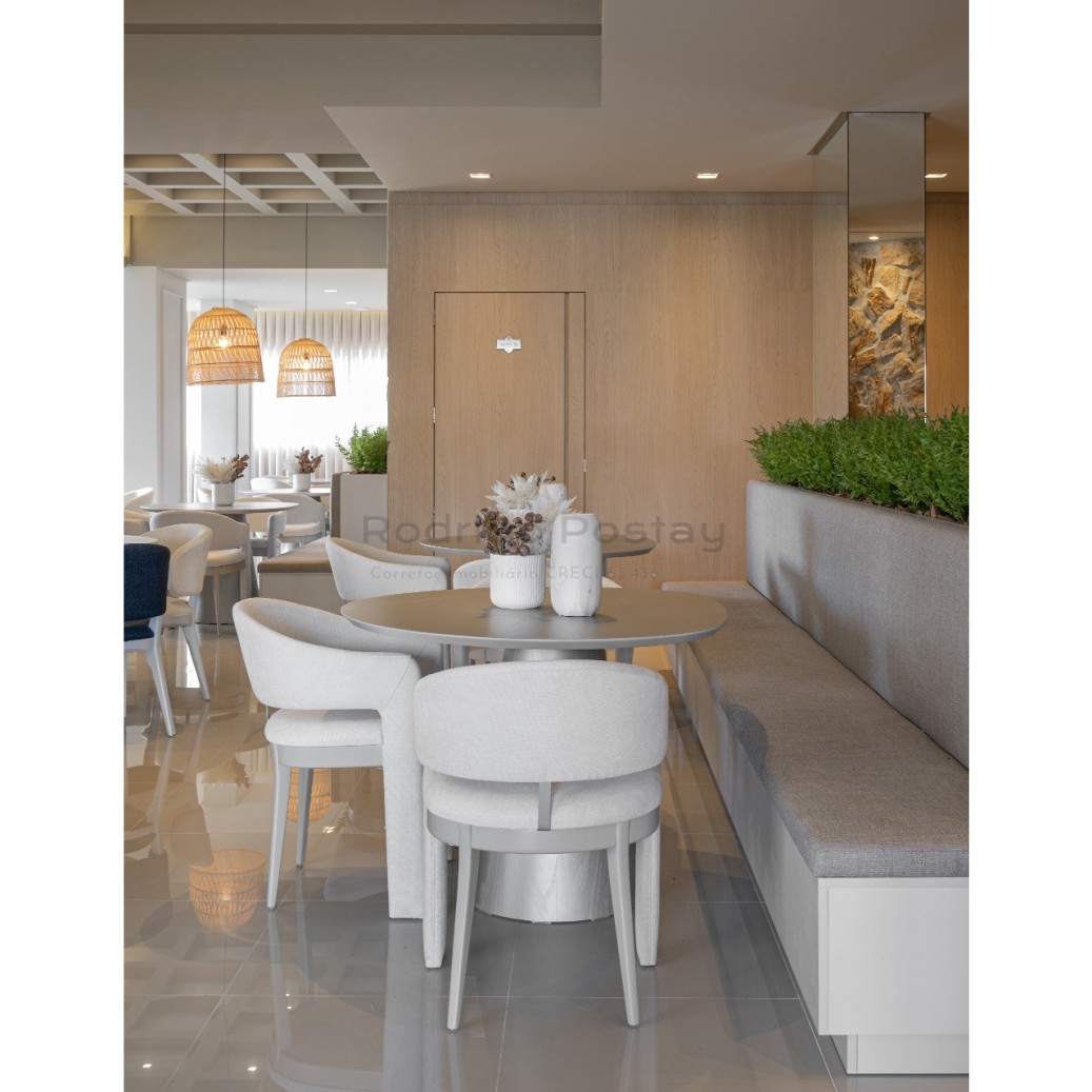 Apartamento a venda em Itapema 🏖️ com vista Mar 🌊🌊 apenas 250m da praia📍e com Lazer completo 