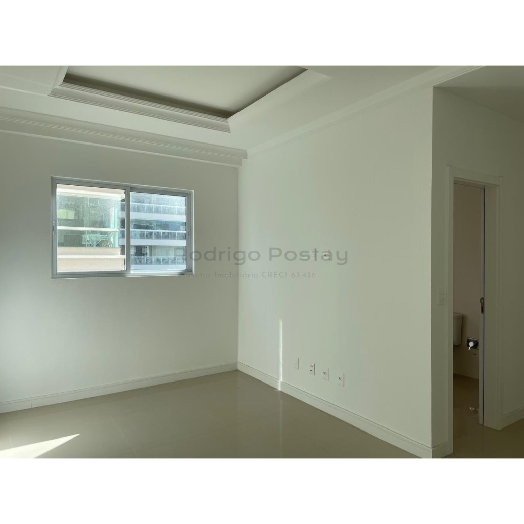 GIGANTE - AP NA MEIA PRAIA COM 176M² SENDO 3 SUÍTES + 3 VAGAS - SALDO EM 36X