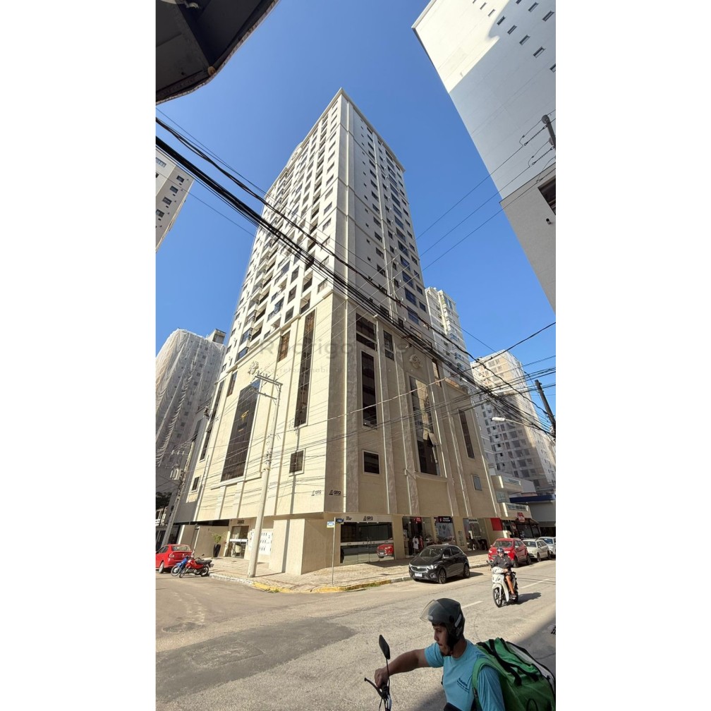 ✨ Apartamento finamente mobiliado com lazer completo, pertinho do mar em Itapema! 🌊