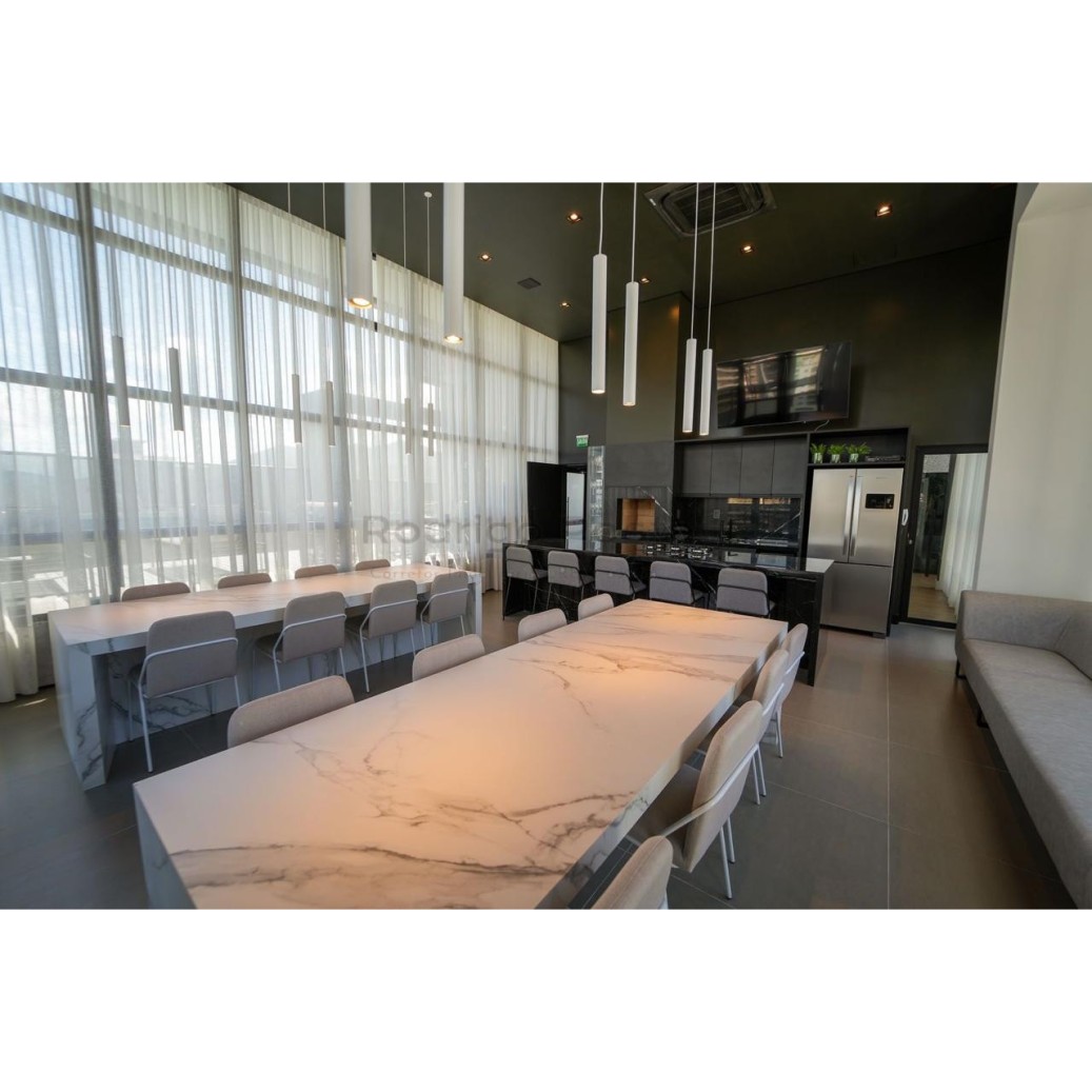 OFERTA IMPERDÍVEL - Lazer completo no rooftop e excelente localização!