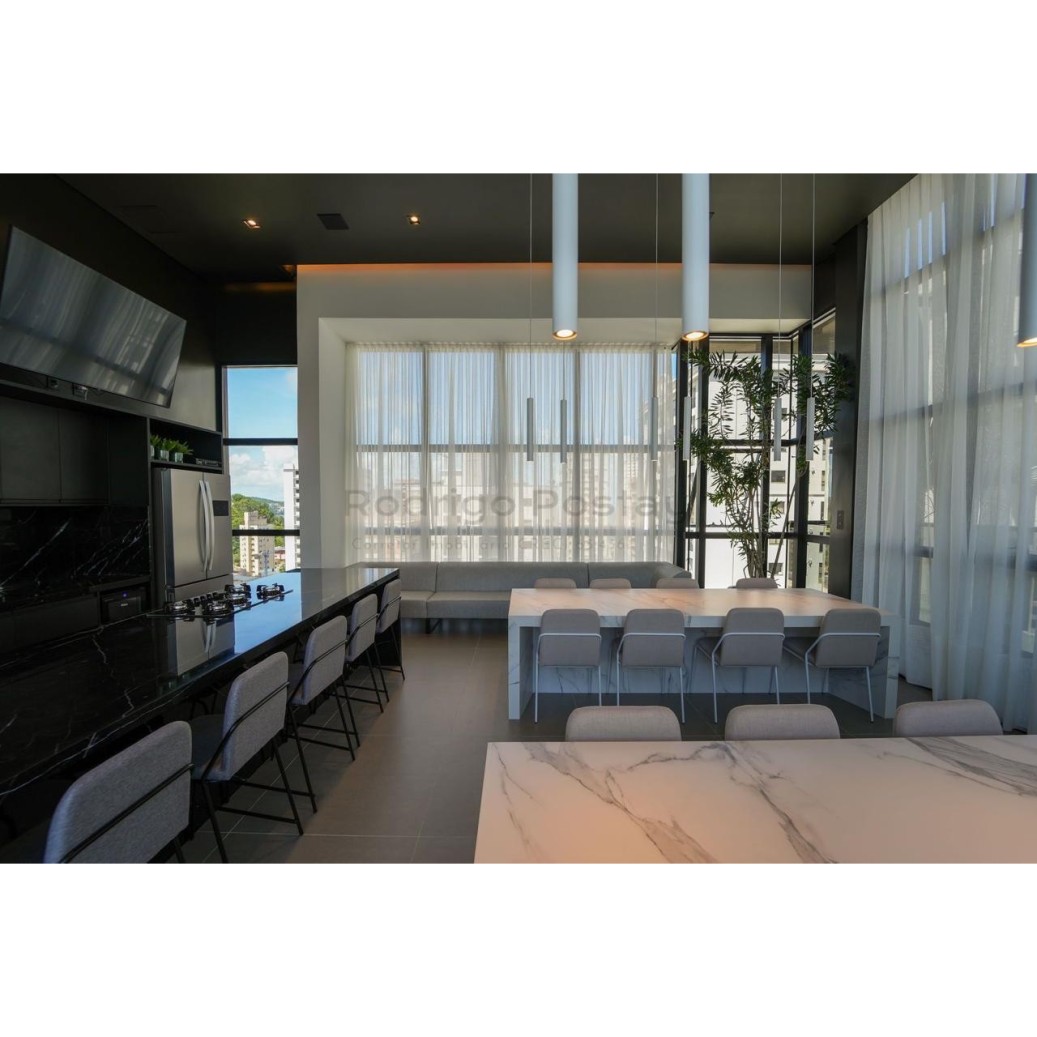 OFERTA IMPERDÍVEL - Lazer completo no rooftop e excelente localização!