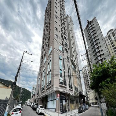 📢 APARTAMENTO DOS SONHOS MOBILIADO EM ITAPEMA/SC – VISTA MAR DESLUMBRANTE! 📢